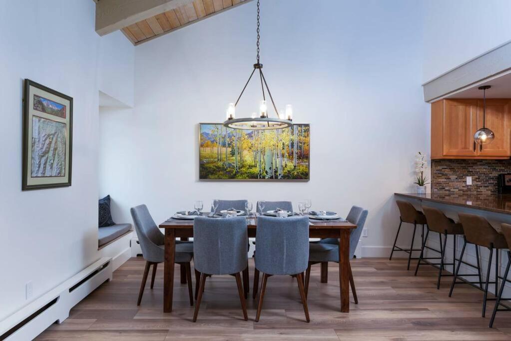 Updated 3 Bedroom 2 Ba With Pool & Hot Tub - Stunning Mountain Views! Snowmass Village Eksteriør bilde