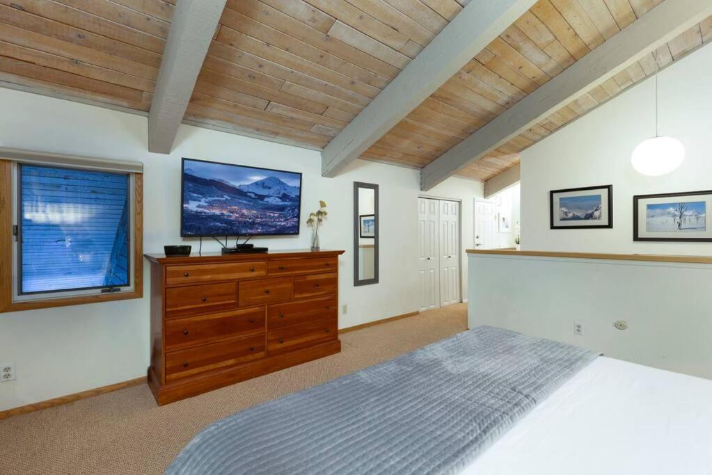 Updated 3 Bedroom 2 Ba With Pool & Hot Tub - Stunning Mountain Views! Snowmass Village Eksteriør bilde