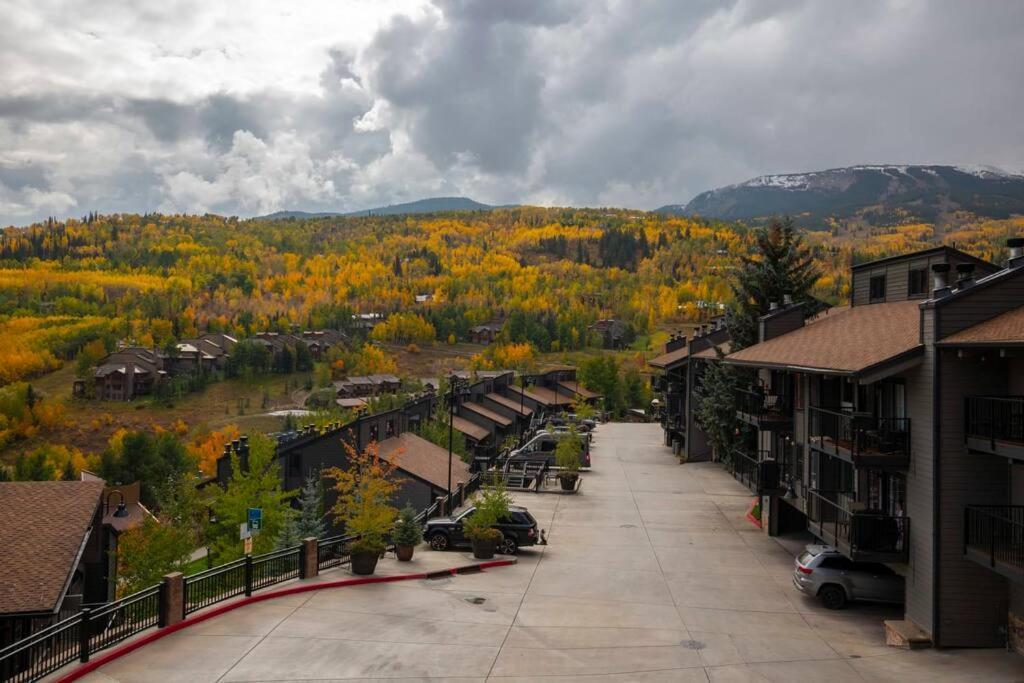 Updated 3 Bedroom 2 Ba With Pool & Hot Tub - Stunning Mountain Views! Snowmass Village Eksteriør bilde